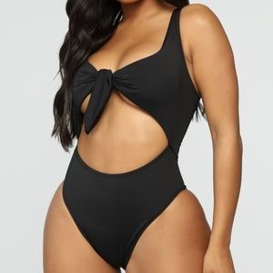 Fashion Nova Single Summer Cutout Swim Suit XL NWT